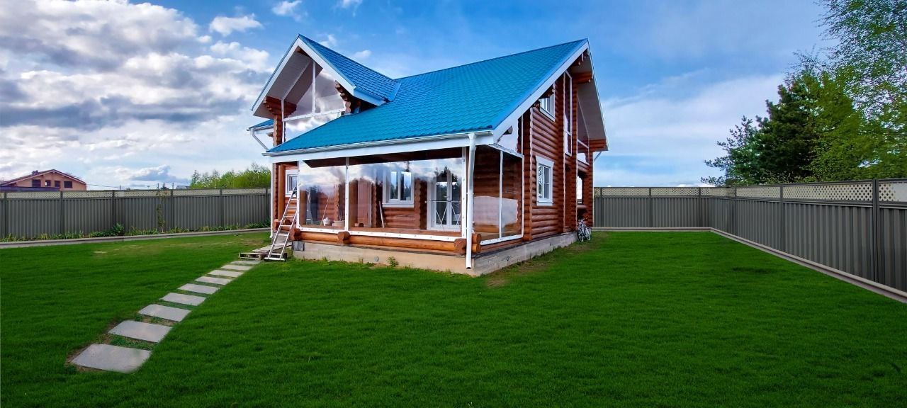 Мягкие окна на веранде загородного дома в Щербинке